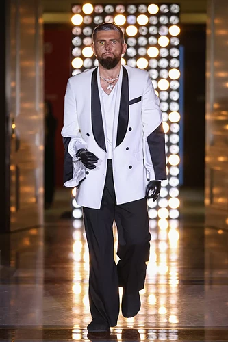 UFW_SS26_ANDREAS-MOSKIN_catwalk_credits_Andriy_-Sokolov-12.jpg